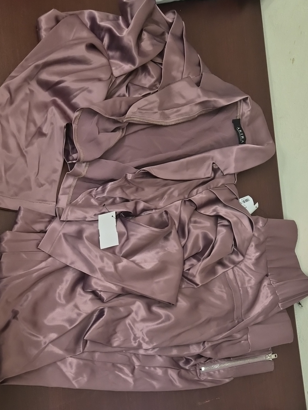 AKIRA Satin Top And Pant Set in Dusty Mauve Size M